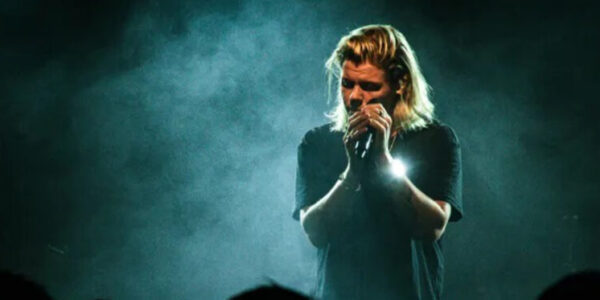 Conrad Sewell Performing Live at Mullum Ex Services